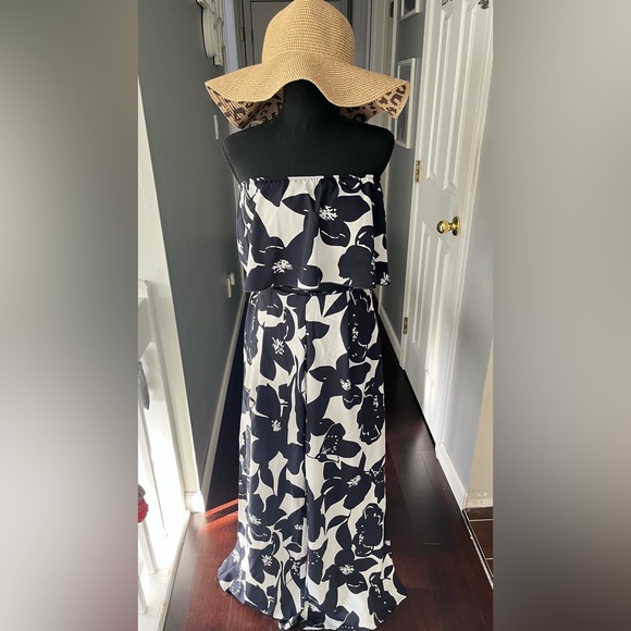 Beach/summer two piece (top & pants) - Picture 6 of 8